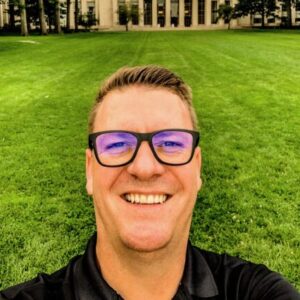 Profile photo of Warren Owen